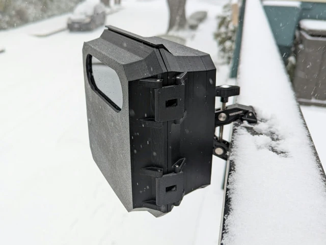 mounted in snow, front